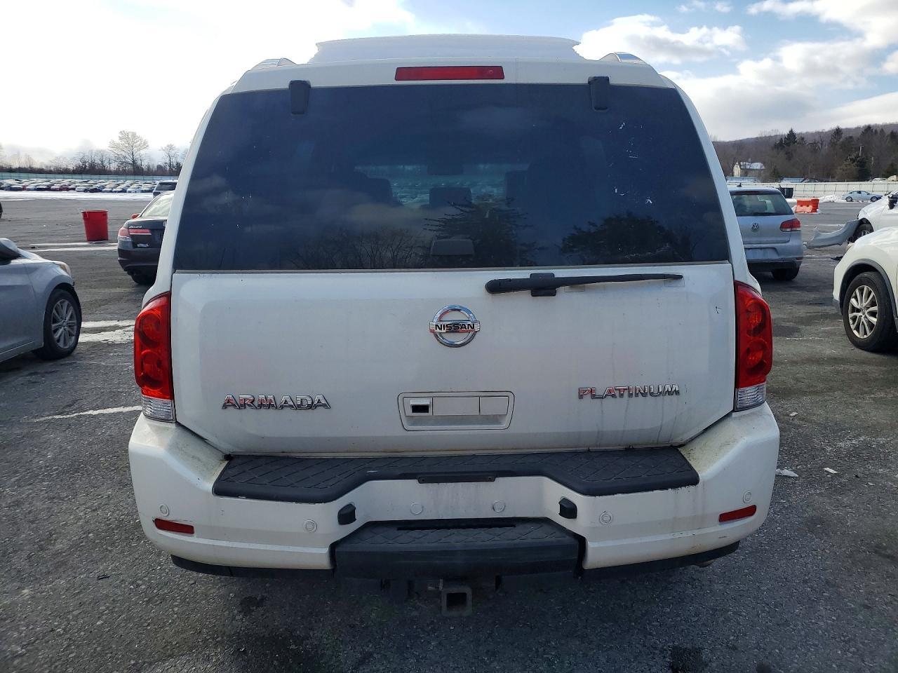 2015 NISSAN Armada