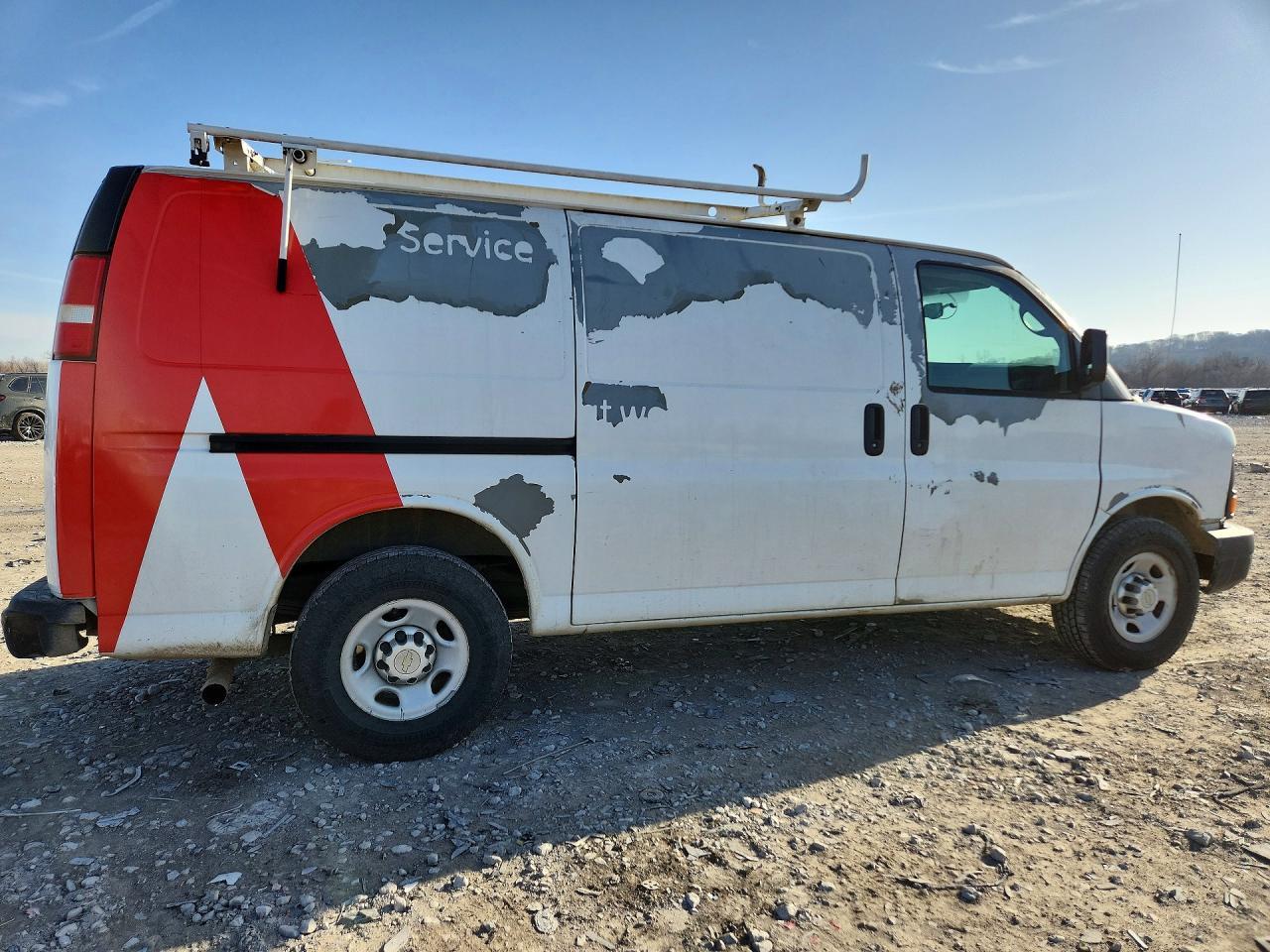 2011 CHEVROLET EXPRESS 2500