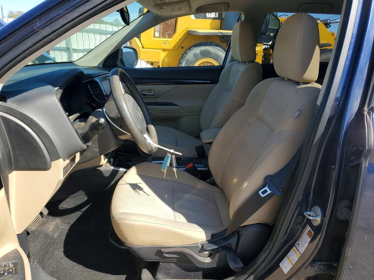 2019 MITSUBISHI outlander