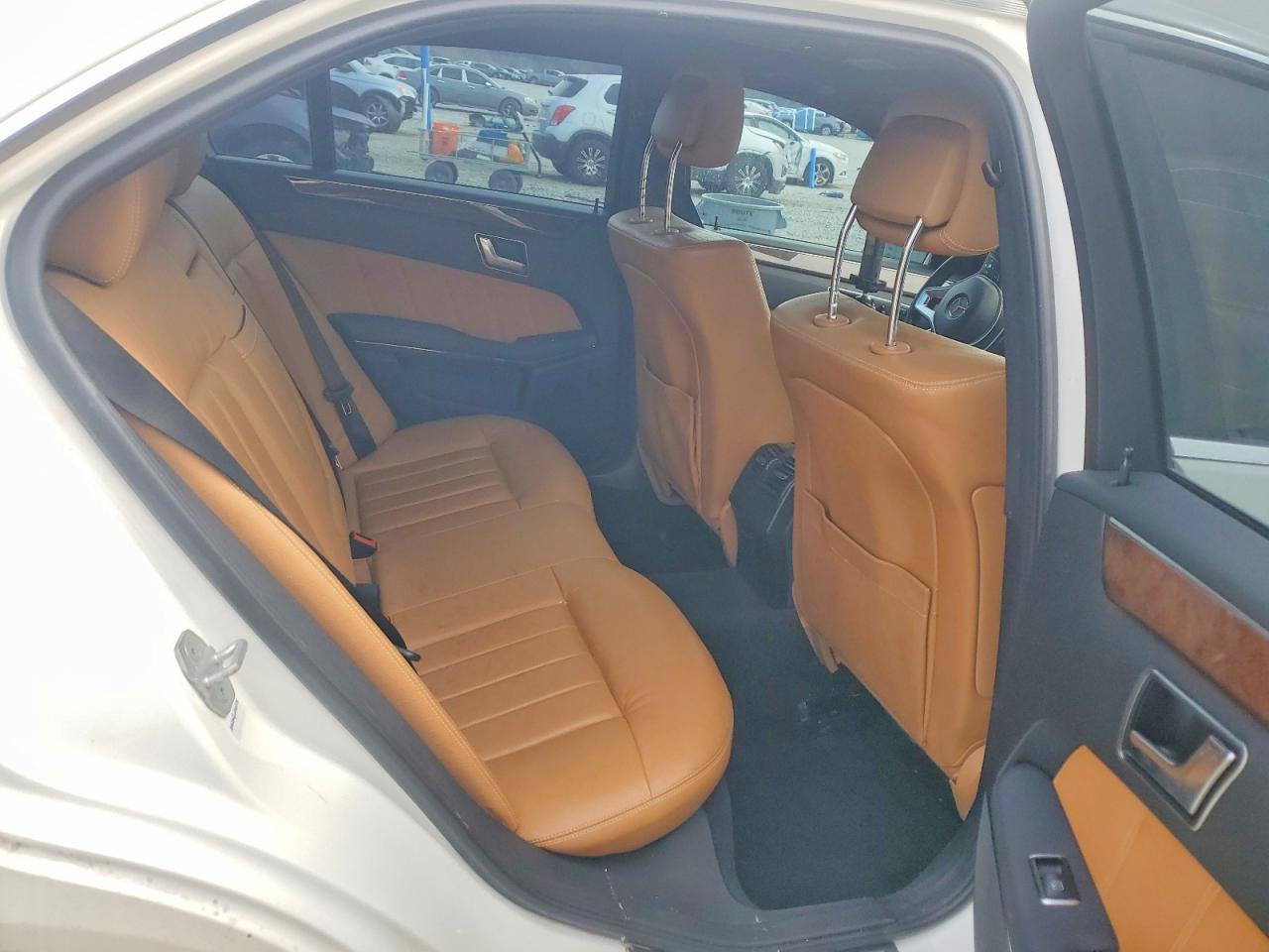 2013 MERCEDES-BENZ E-Class