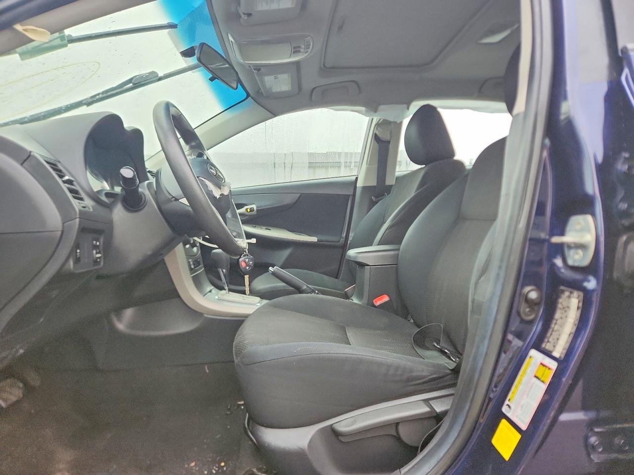 2011 TOYOTA COROLLA