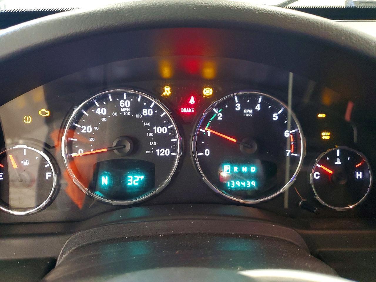 2012 JEEP Liberty
