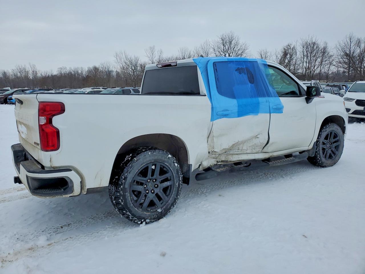 2023 CHEVROLET Silverado