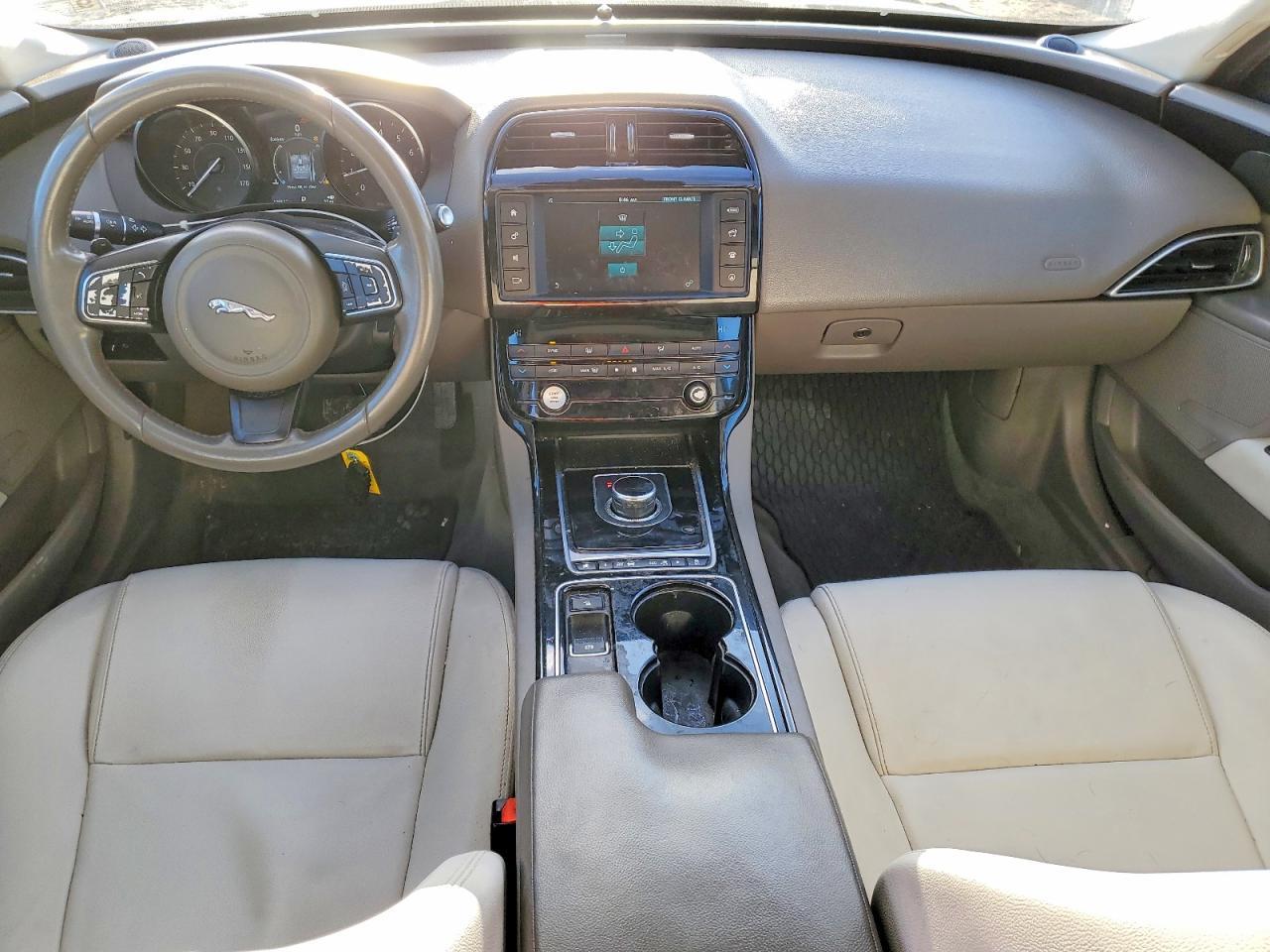 2017 JAGUAR XE