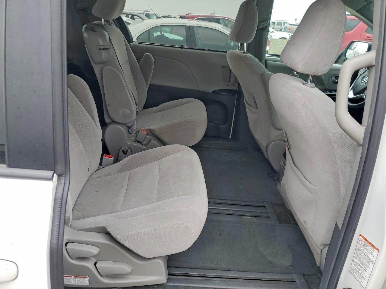 2016 TOYOTA SIENNA