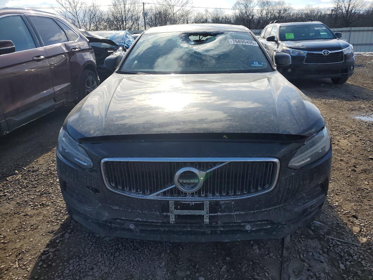 2020 VOLVO S90