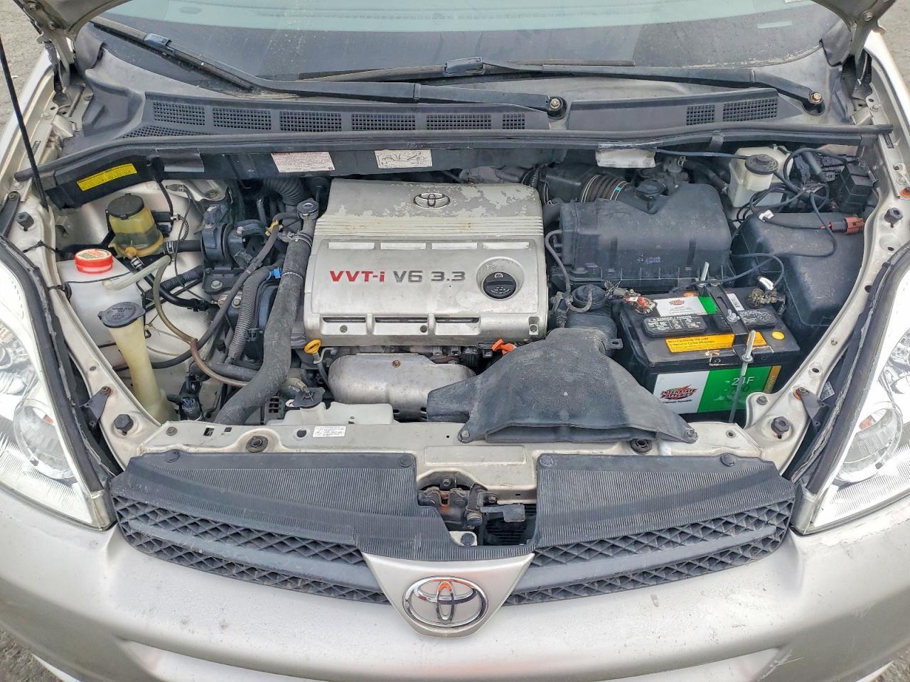 2005 TOYOTA SIENNA
