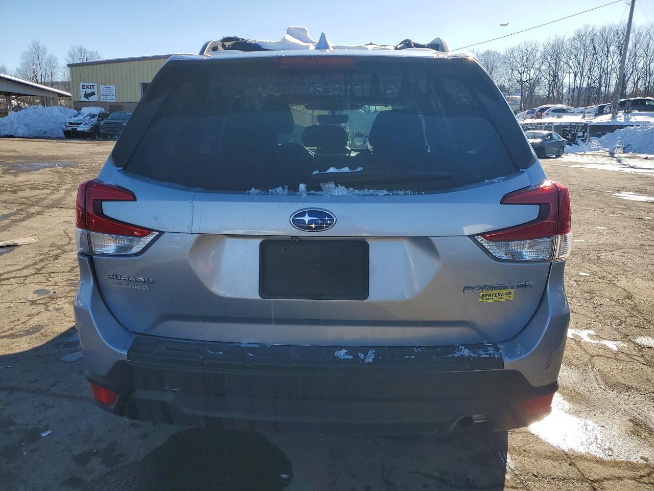 2023 SUBARU FORESTER