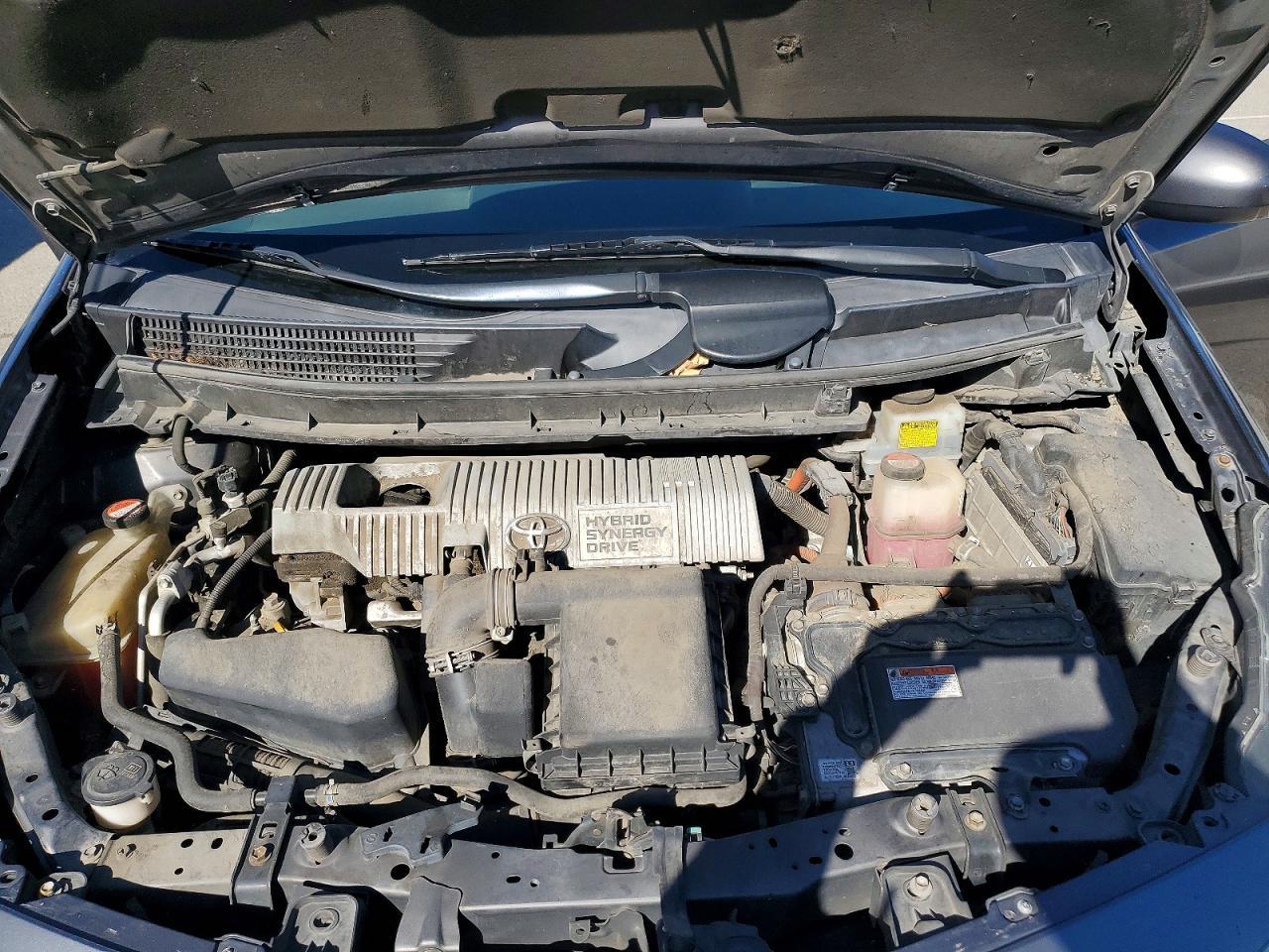 2016 TOYOTA PRIUS V