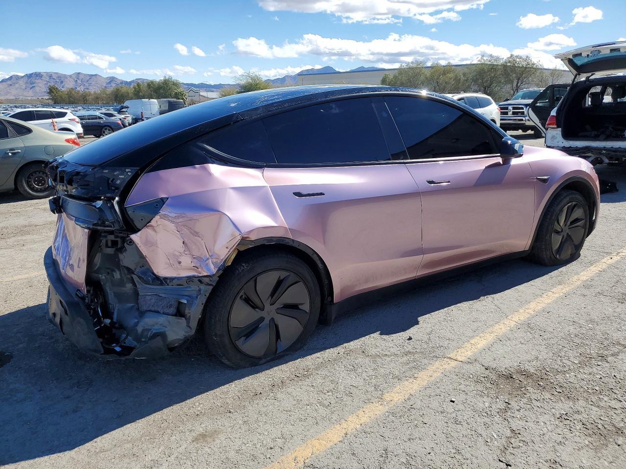 2026 TESLA MODEL Y