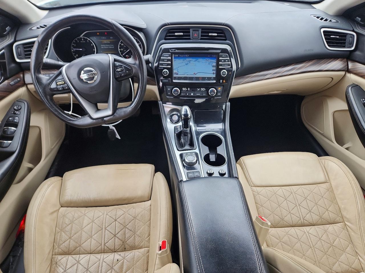 2017 NISSAN Maxima