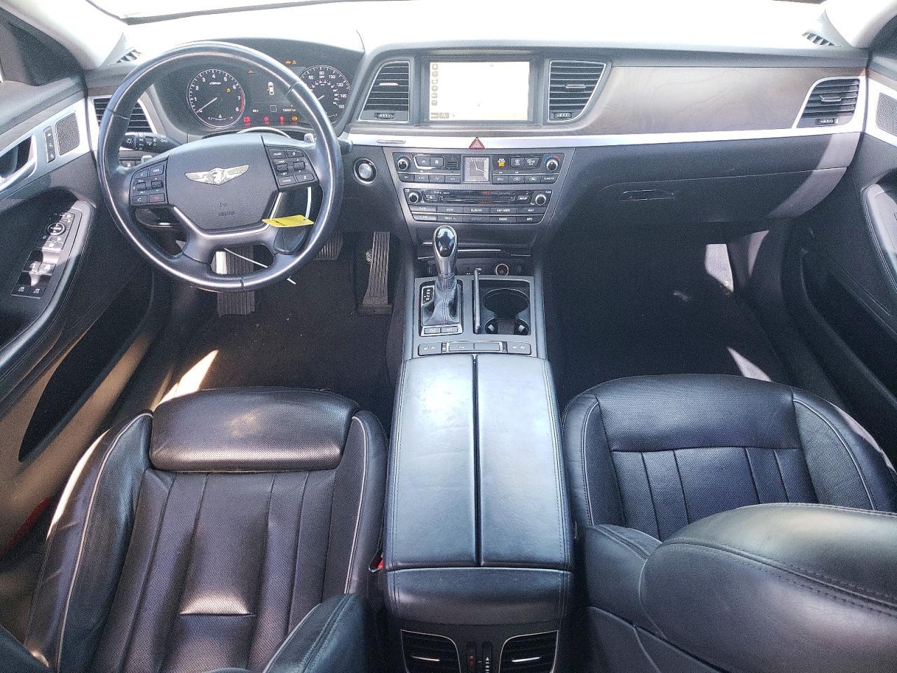 2015 HYUNDAI GENESIS