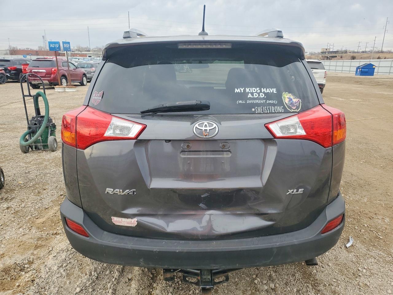 2015 TOYOTA RAV4