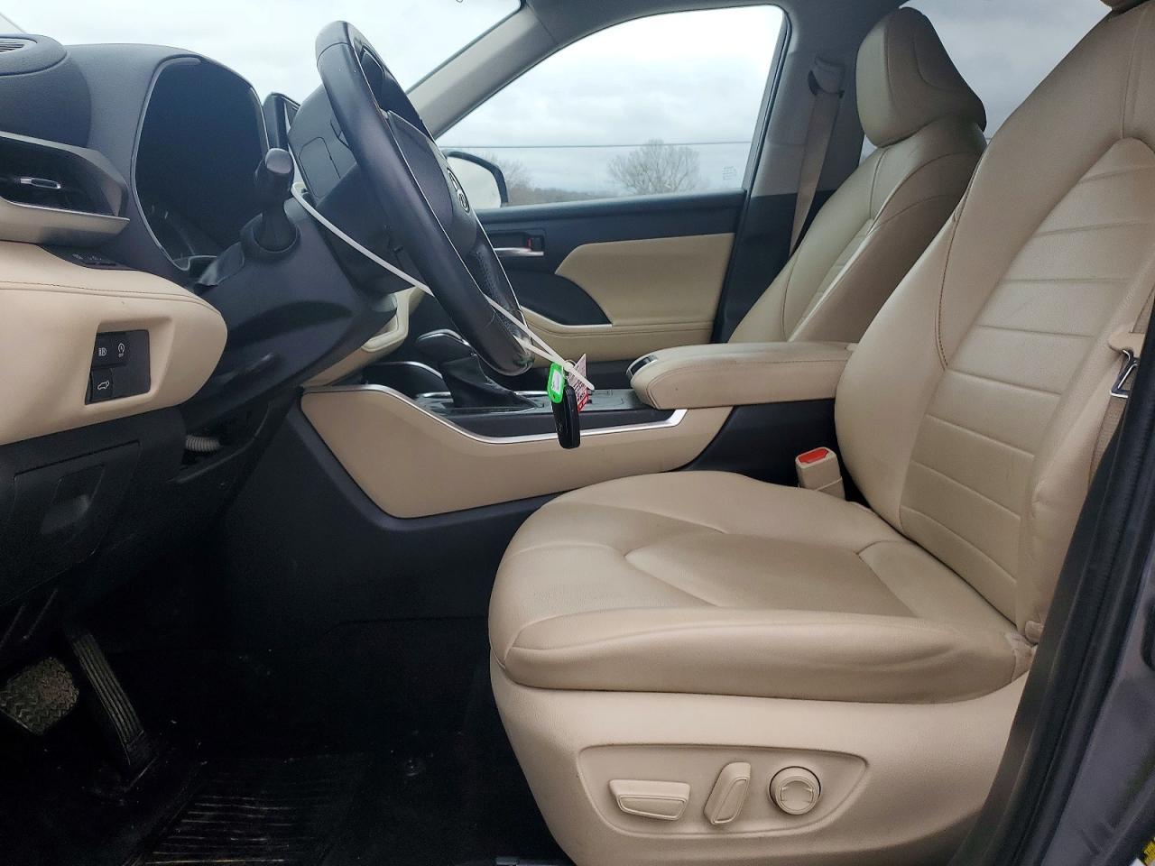 2023 TOYOTA HIGHLANDER