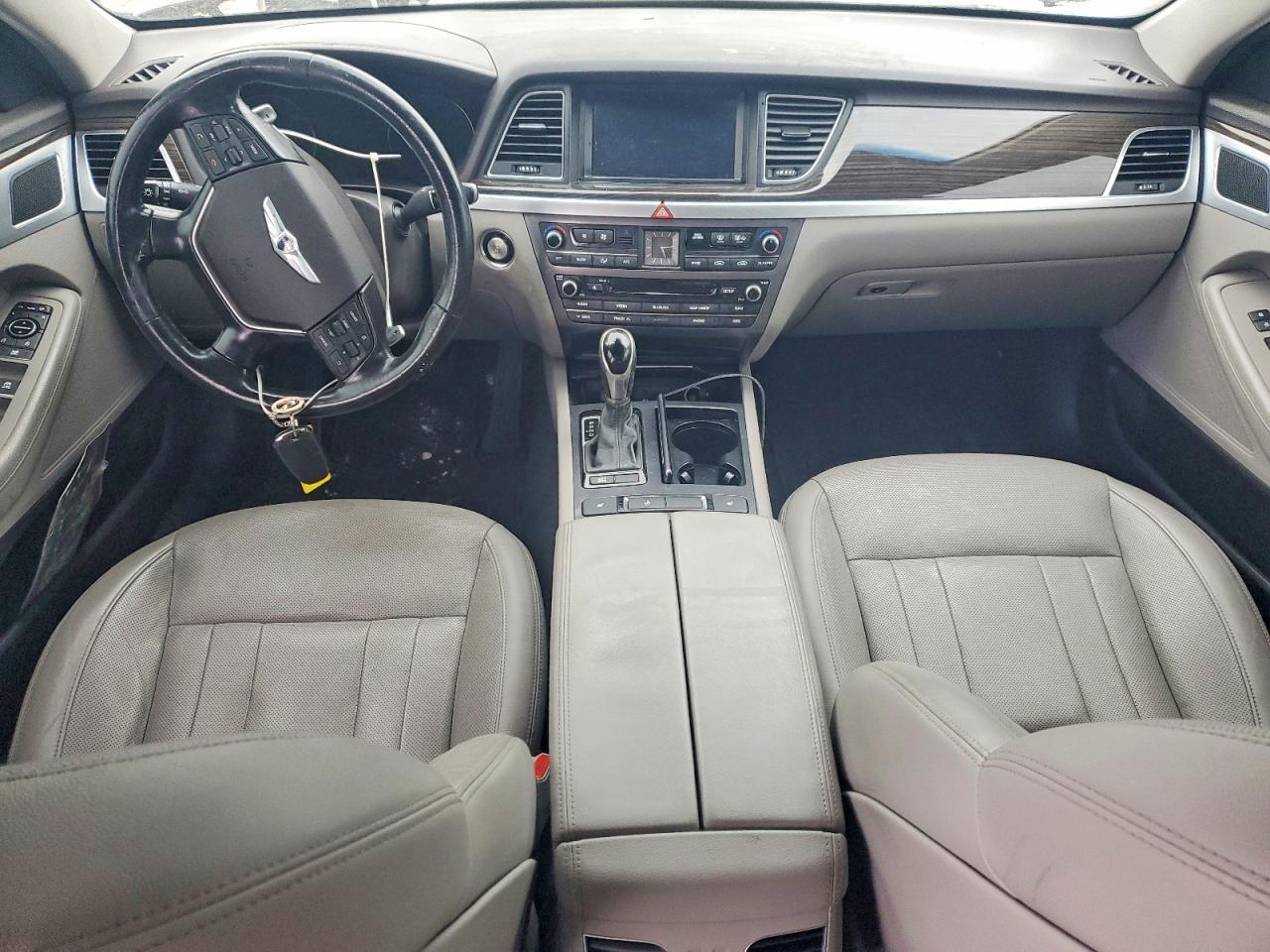 2015 HYUNDAI GENESIS