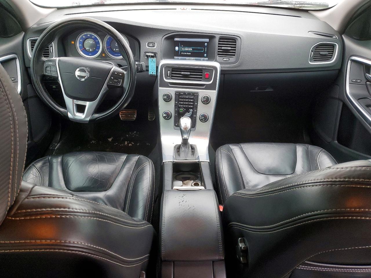 2013 VOLVO S60
