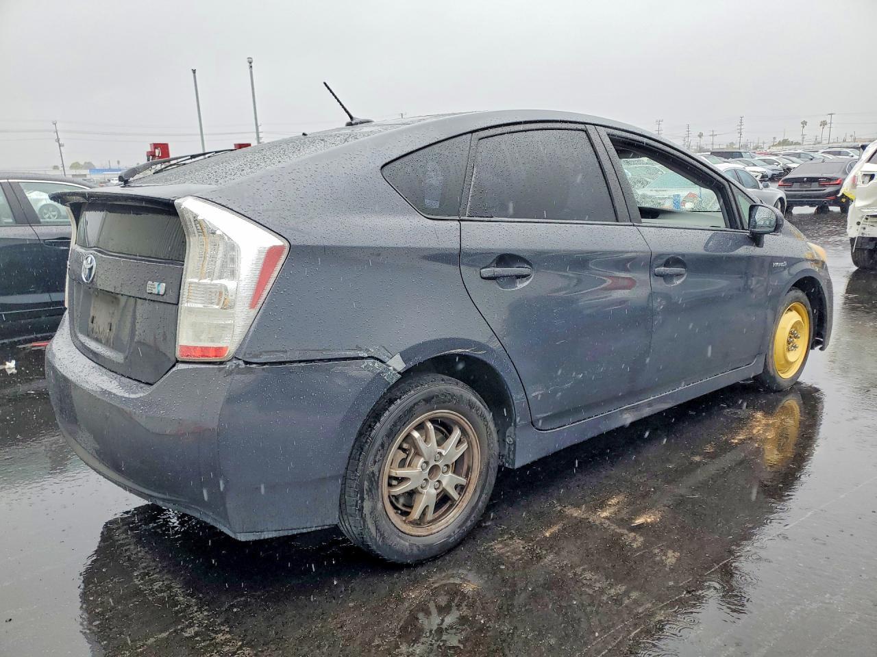 2010 TOYOTA PRIUS