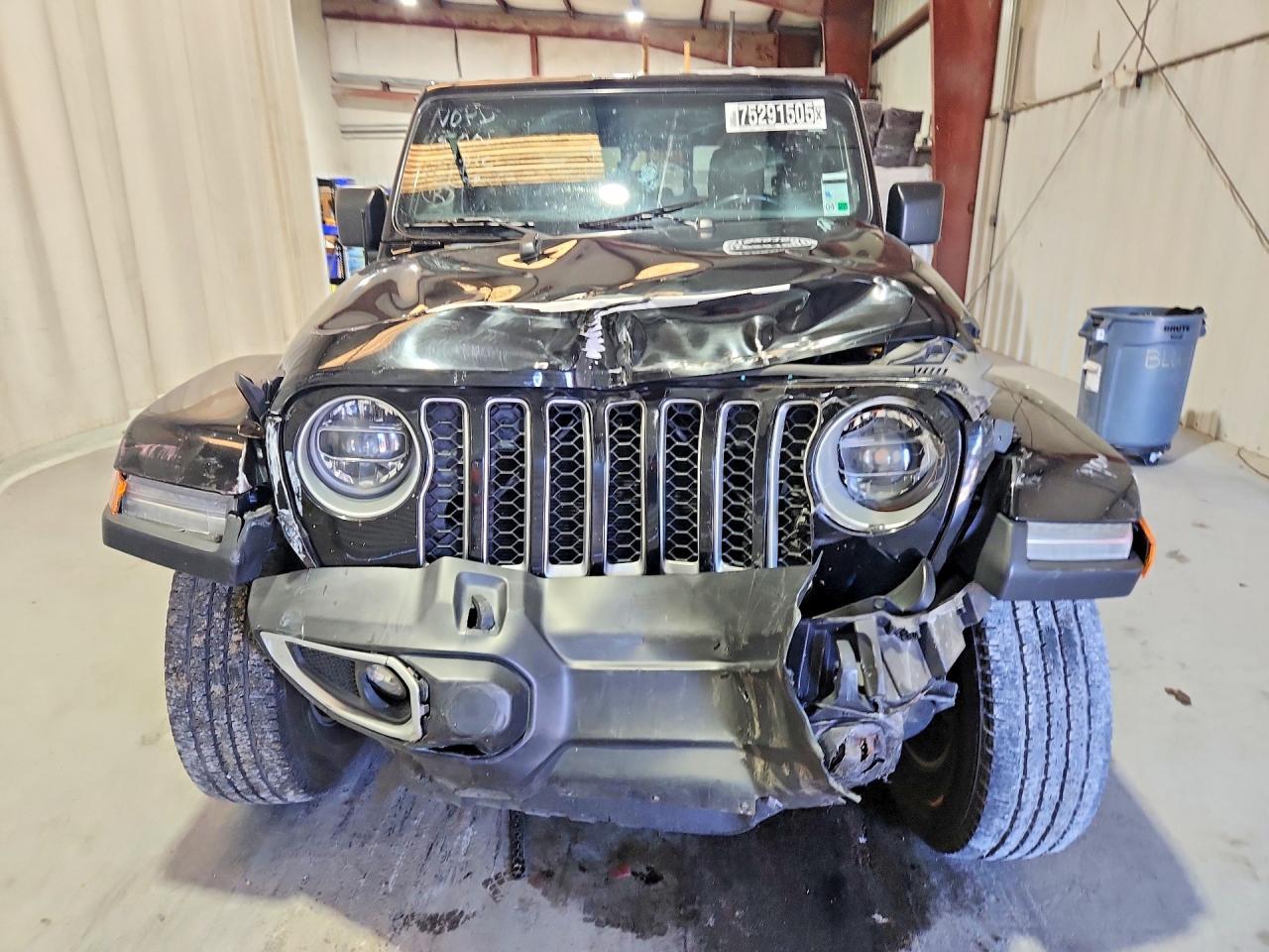 2022 JEEP Gladiator
