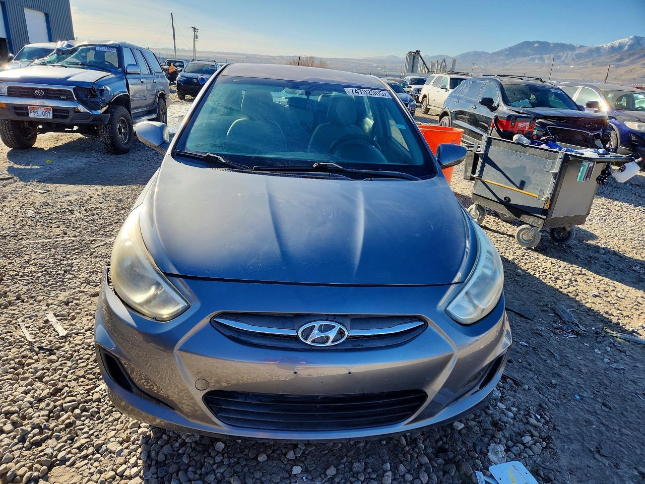 2016 HYUNDAI ACCENT