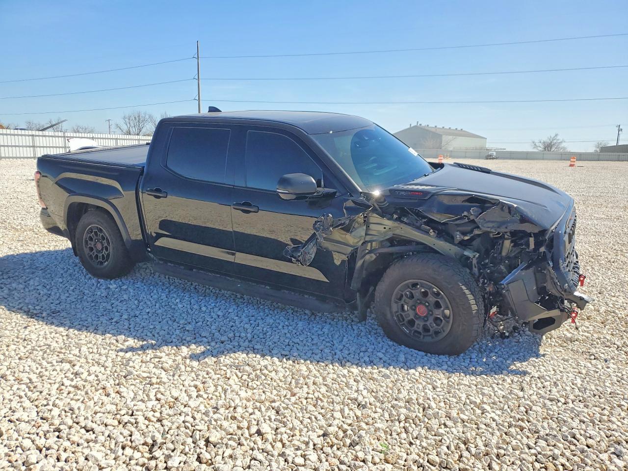 2025 TOYOTA TUNDRA