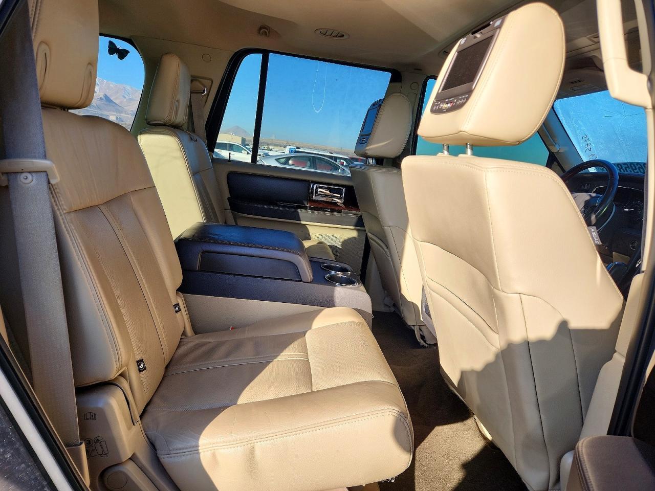 2015 LINCOLN Navigator