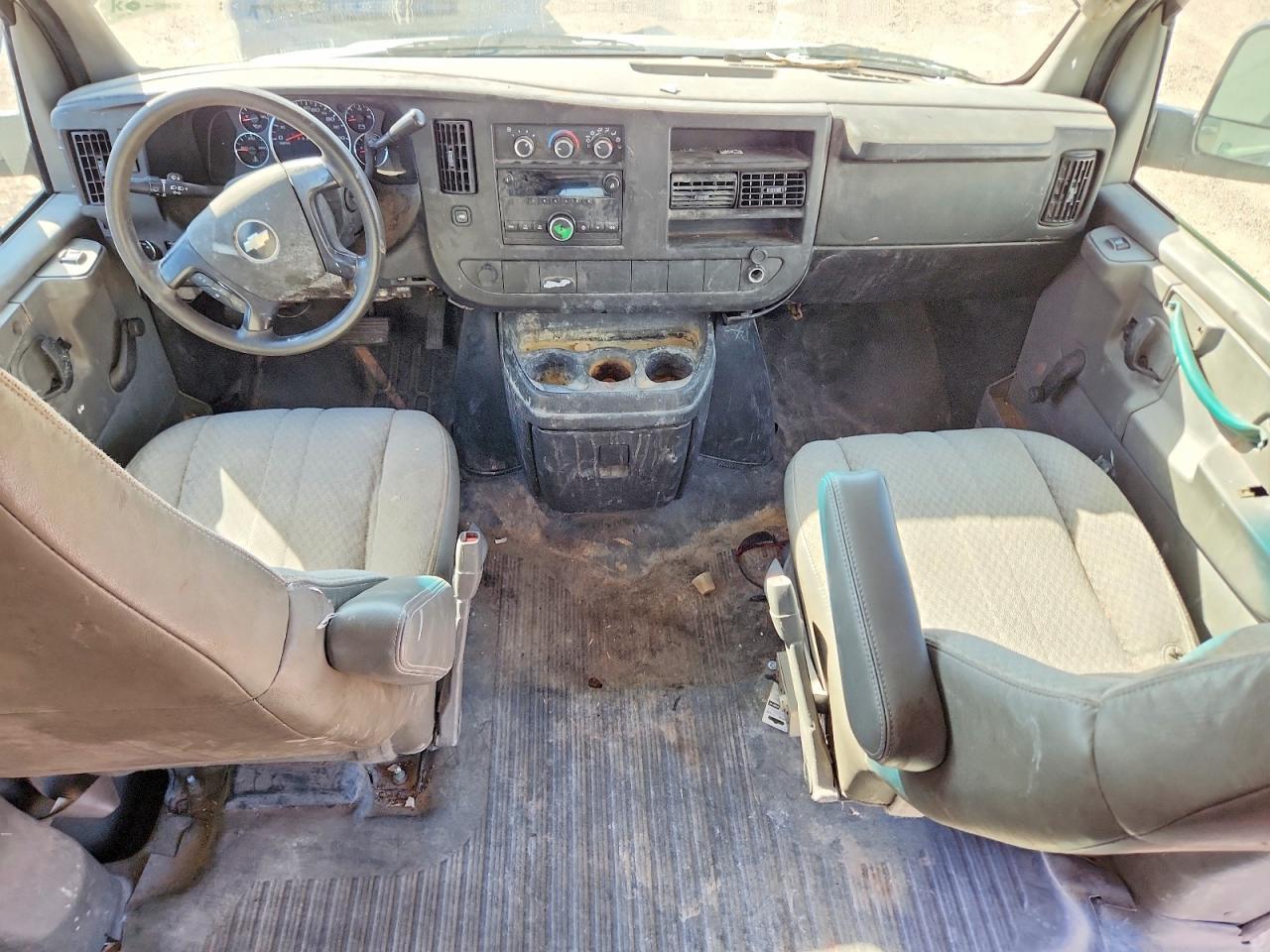 2009 CHEVROLET Express 3500