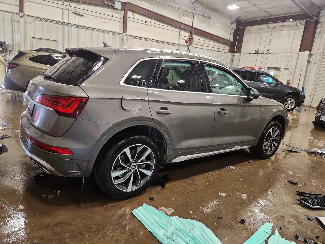 2025 AUDI Q5