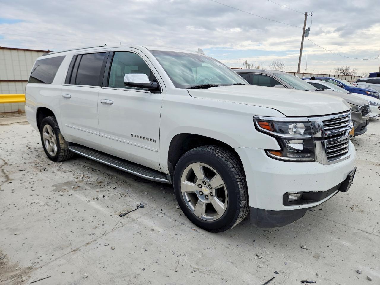 2017 CHEVROLET Suburban
