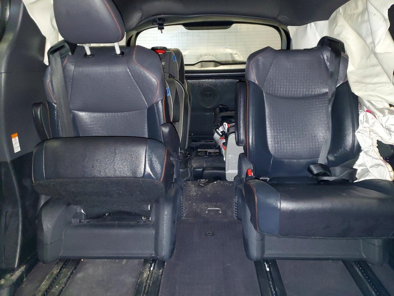 2022 TOYOTA SIENNA