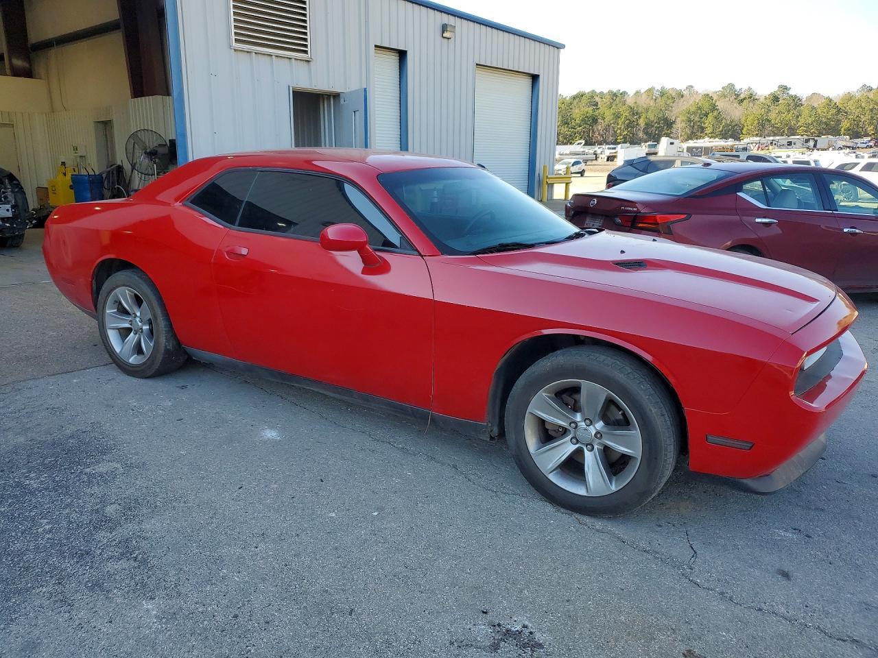 2013 DODGE Challenger