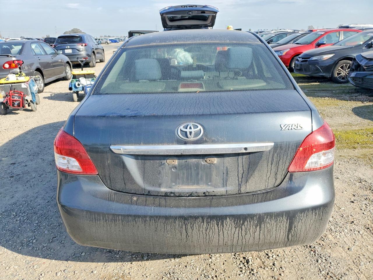 2012 TOYOTA YARIS