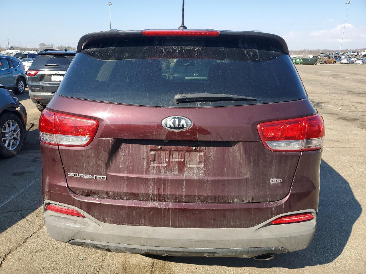 2016 KIA SORENTO