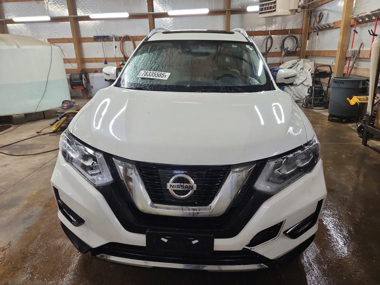 2017 NISSAN ROGUE