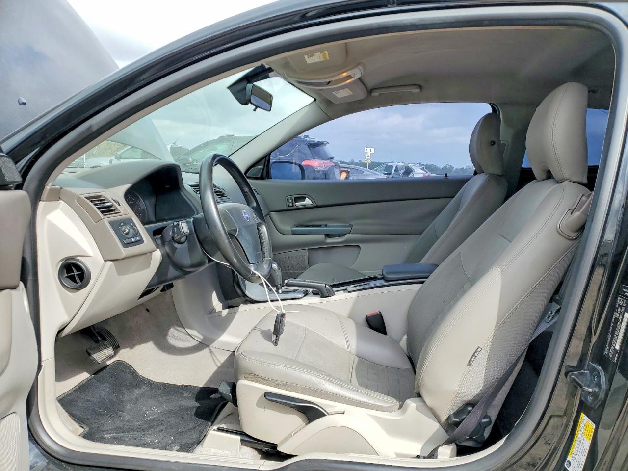 2009 VOLVO C30