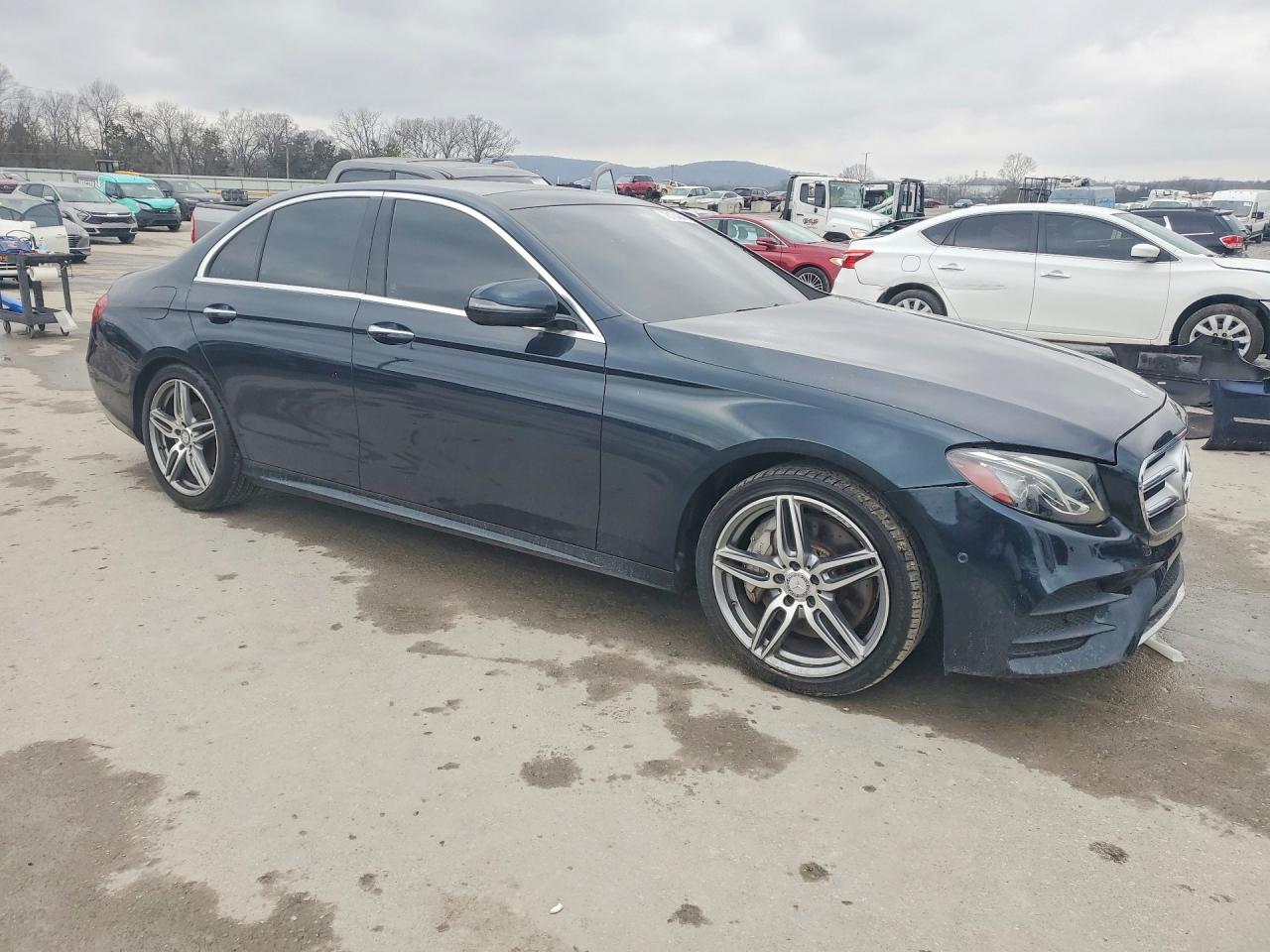 2017 MERCEDES-BENZ E-Class