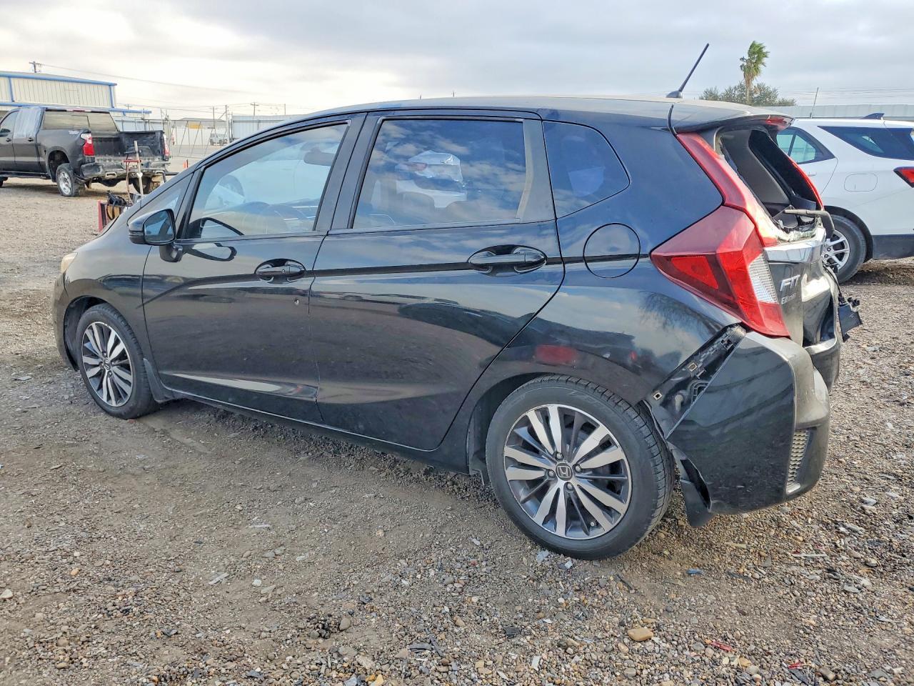 2016 HONDA FIT