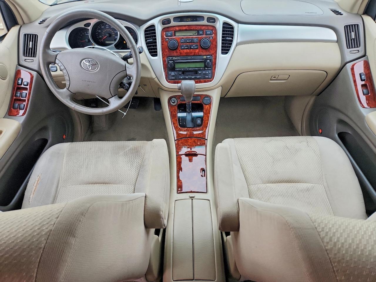 2005 TOYOTA HIGHLANDER
