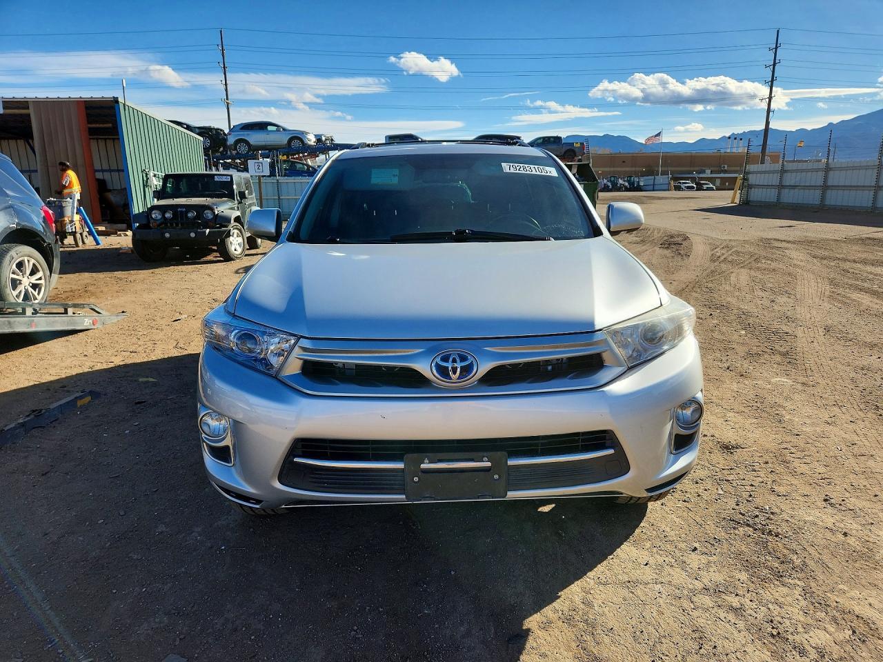 2011 TOYOTA HIGHLANDER
