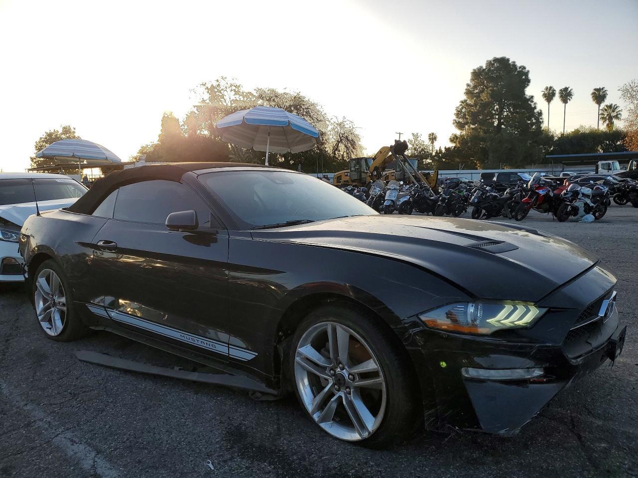 2020 FORD MUSTANG