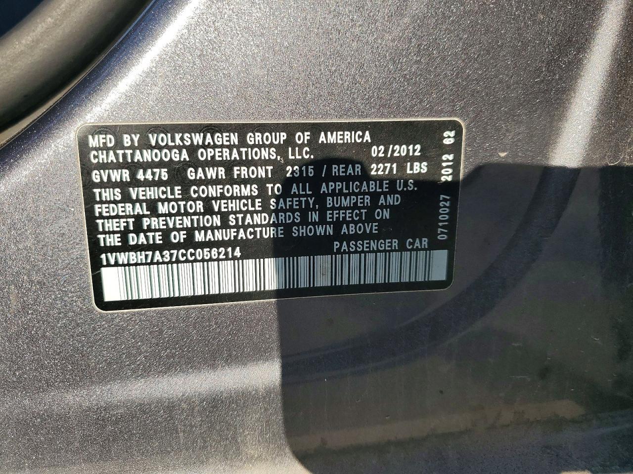 2012 VOLKSWAGEN Passat