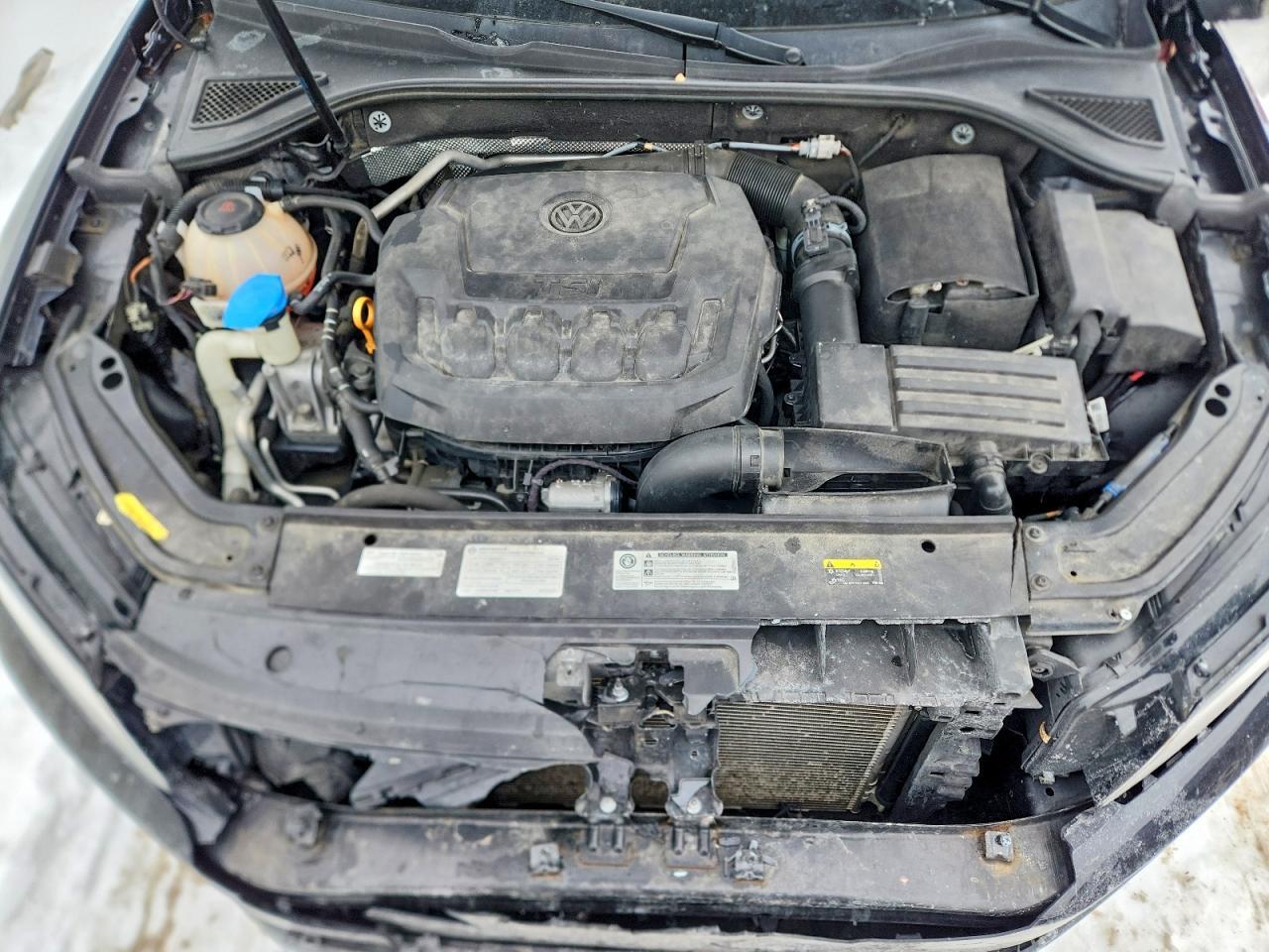 2018 VOLKSWAGEN Passat