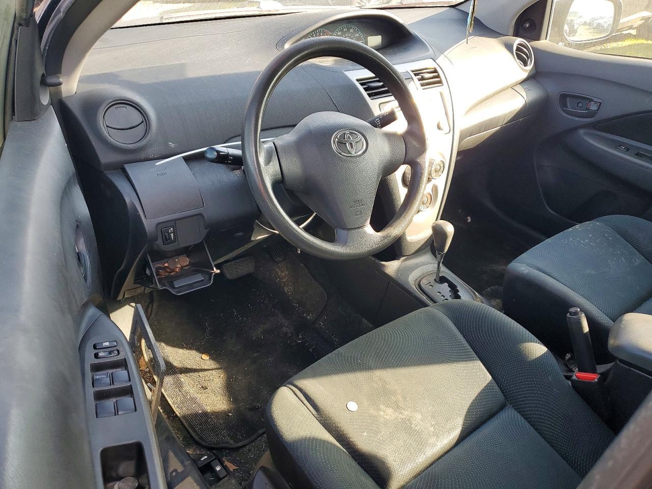 2012 TOYOTA YARIS