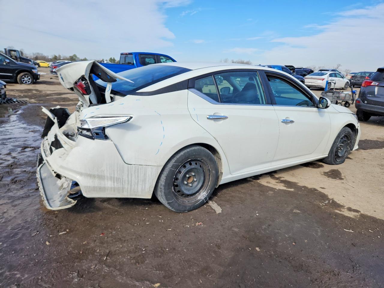 2022 NISSAN ALTIMA