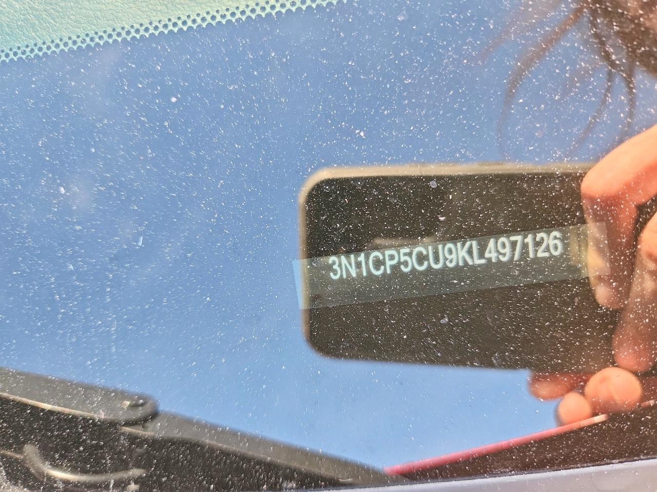 2019 NISSAN KICKS