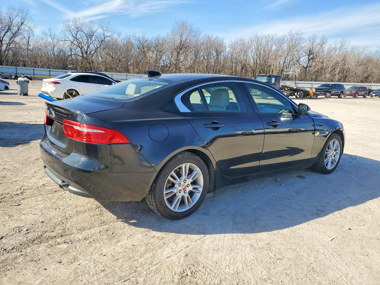 2018 JAGUAR XE