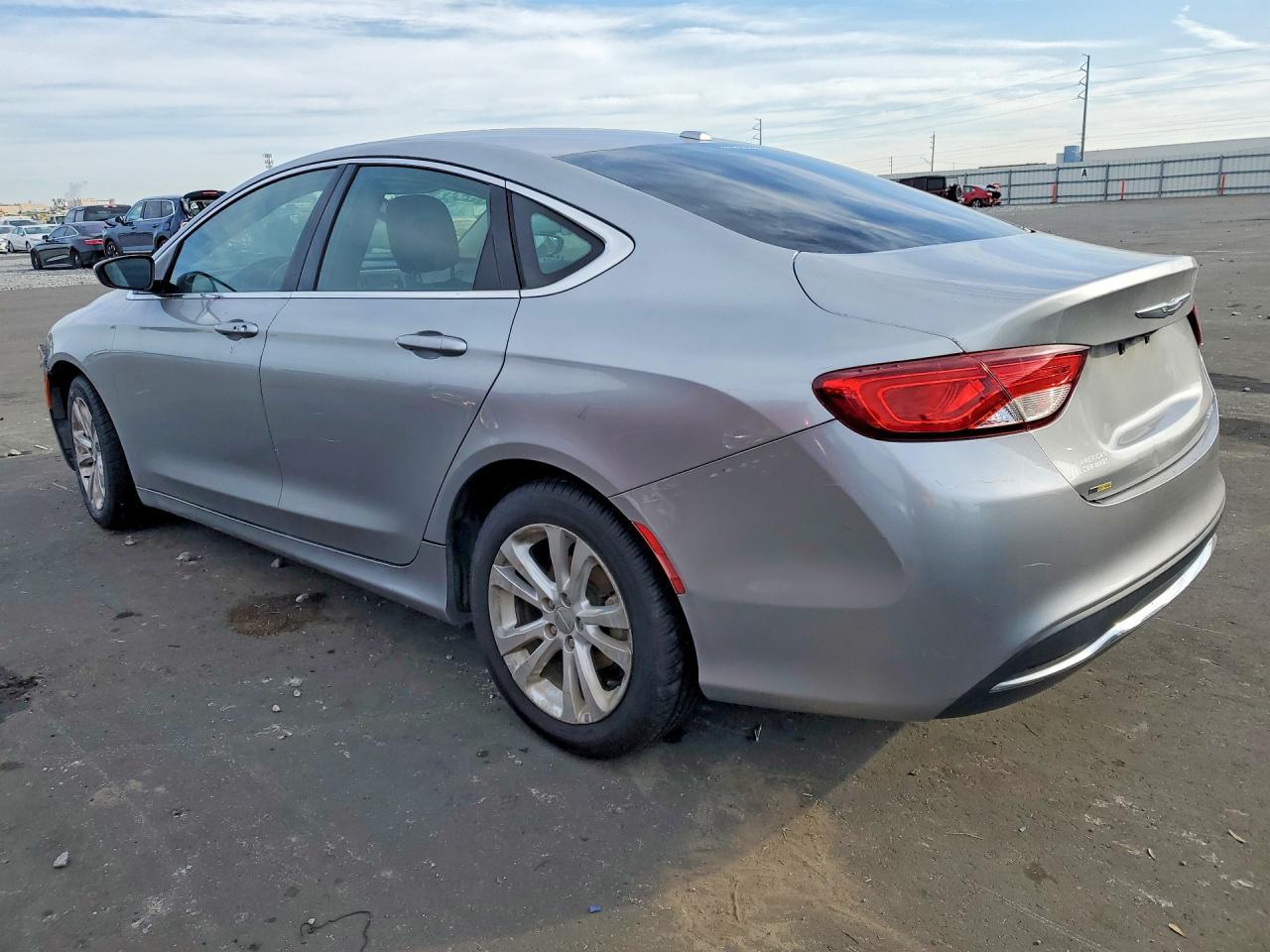 2015 CHRYSLER 200