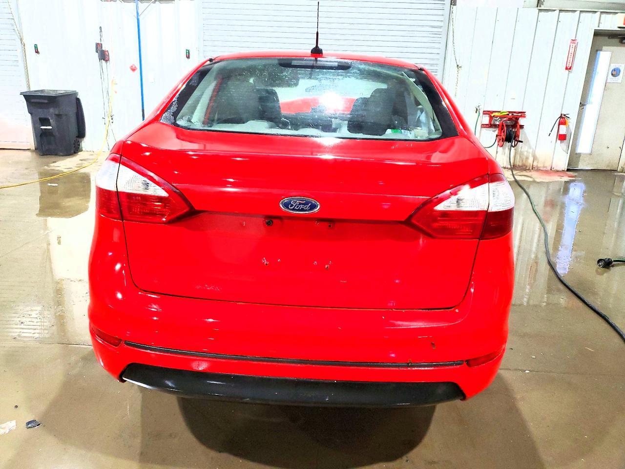 2015 FORD Fiesta