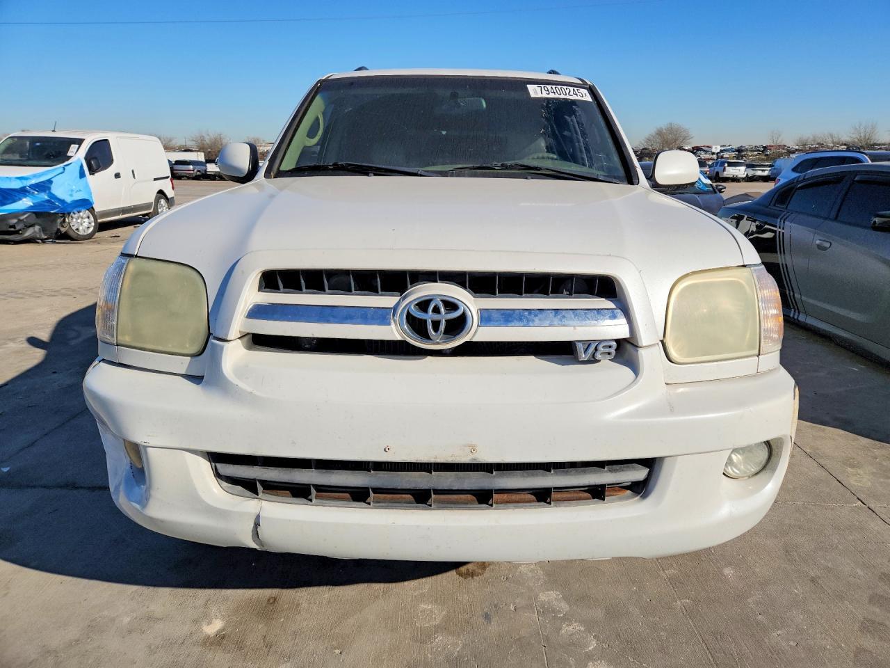 2005 TOYOTA Sequoia