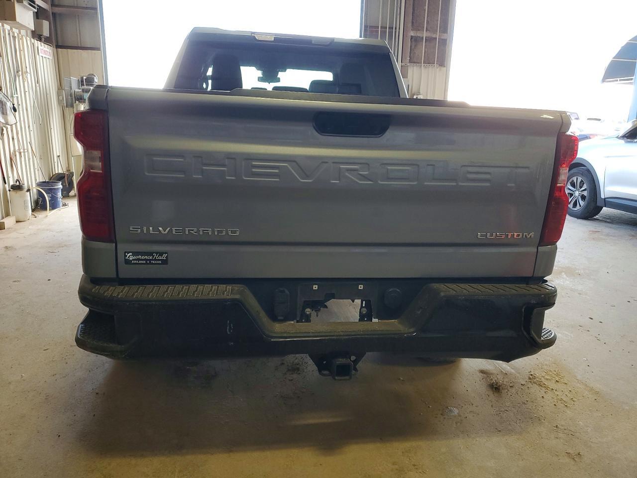 2024 CHEVROLET Silverado