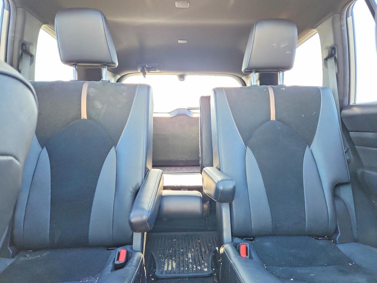 2024 TOYOTA HIGHLANDER